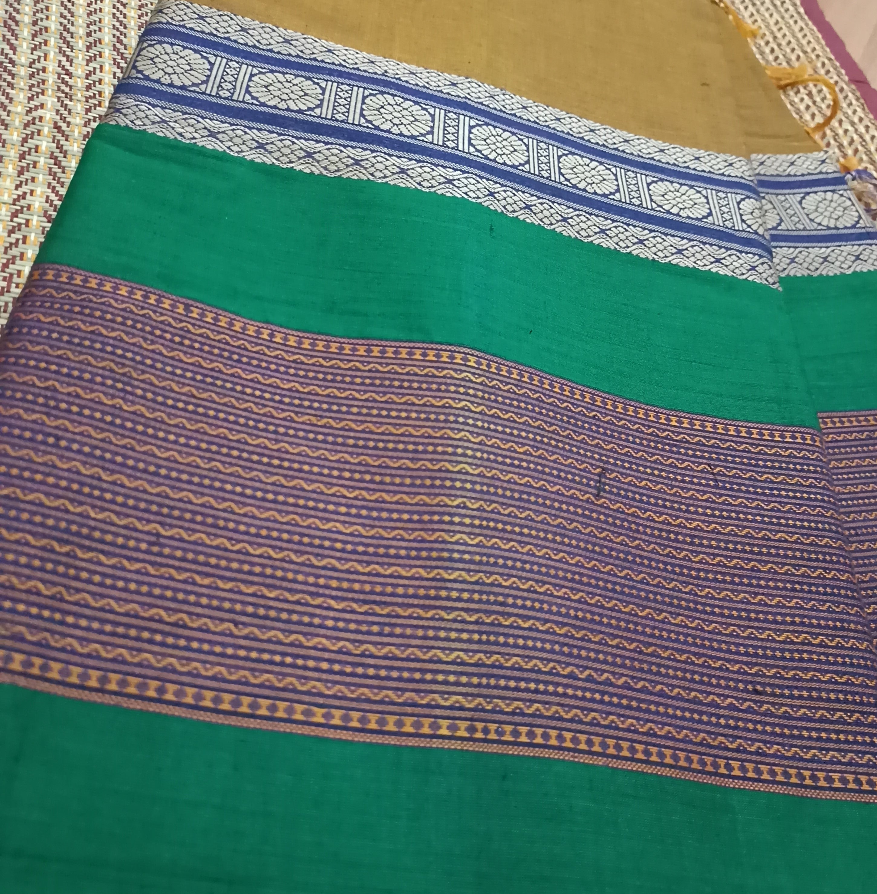 Intricately designed saree - umbara designs saree blouse combo
