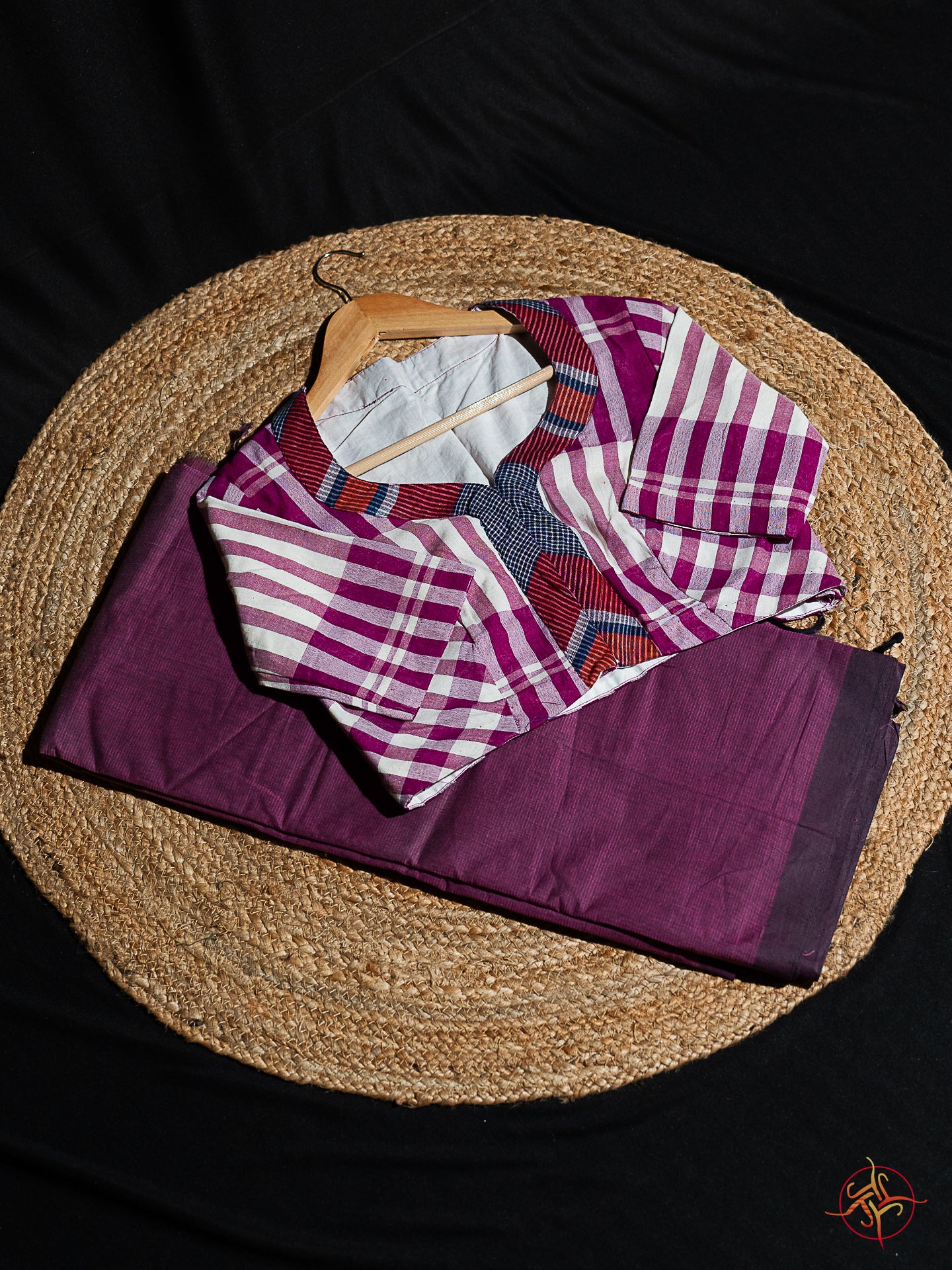 Mangalgiri saree blouse combination - Umbara designs