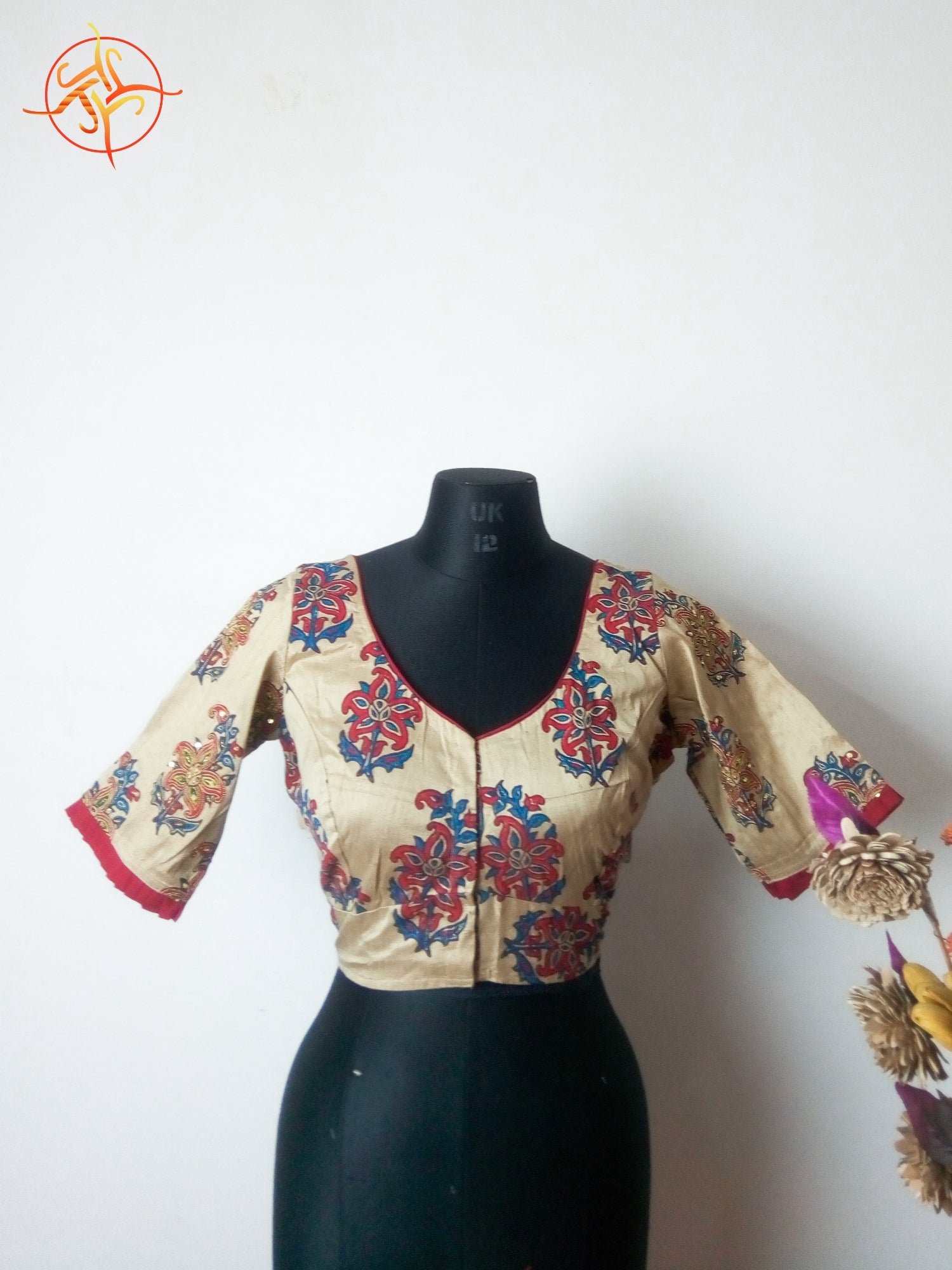 GN 7 raw silk embroidered blouse
